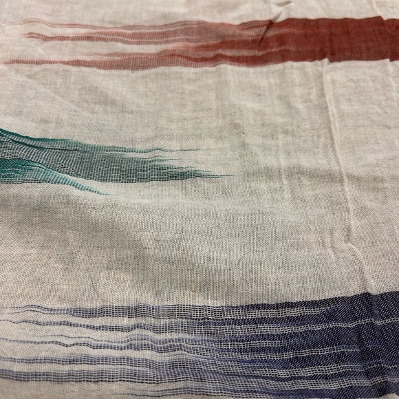 Aish cream scarf, large with light fringe - Picture 3 of 4